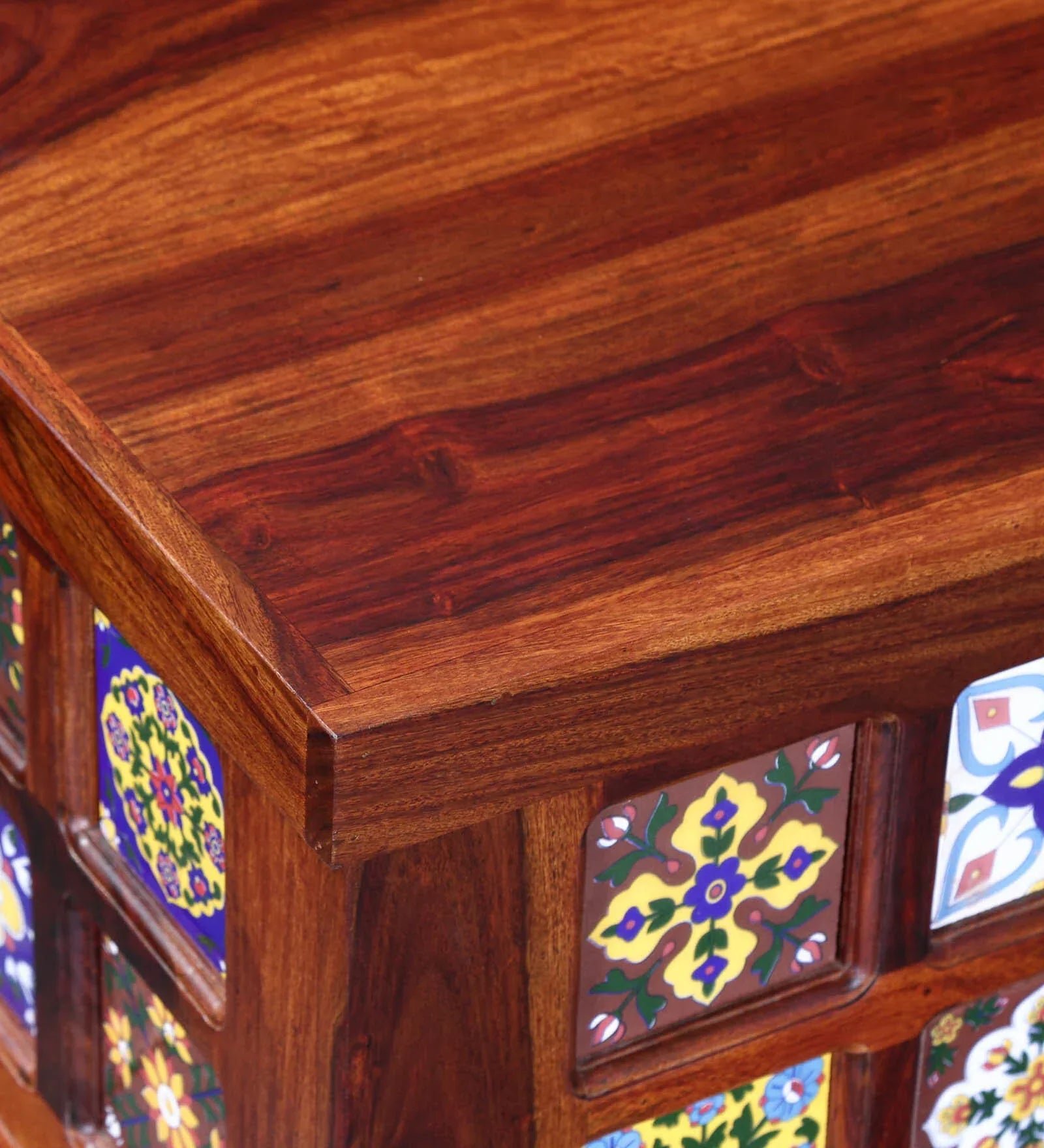 Sheesham Wood Trunk in Honey Oak Finish - Image 10